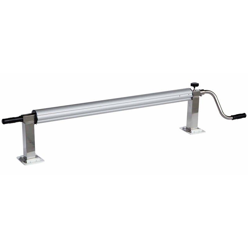 Roller with handle for thermal pool covers