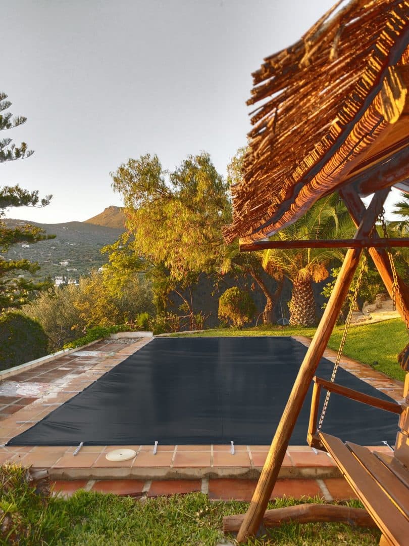 Black winter blankets