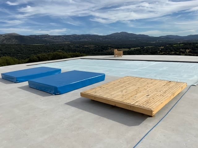 Transparent thermal blanket + roll-up pack thumbnail 2